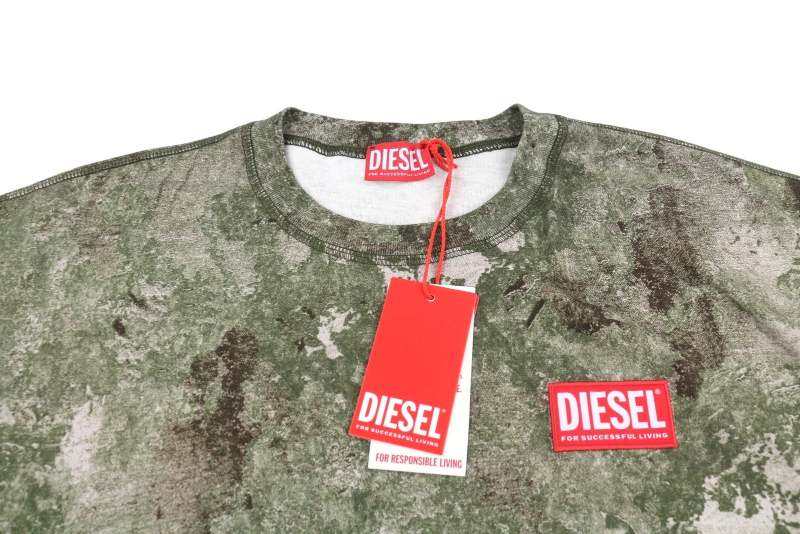 DIESEL T-Boxt-R12 Men T-Shirt M Green Camouflage Crew Neck Short Sleeve