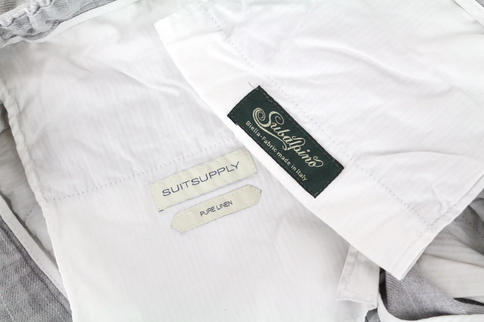 SUITSUPPLY Ames Pleat Men Trousers UK28R Grey Pinstriped Slim Linen Pleated