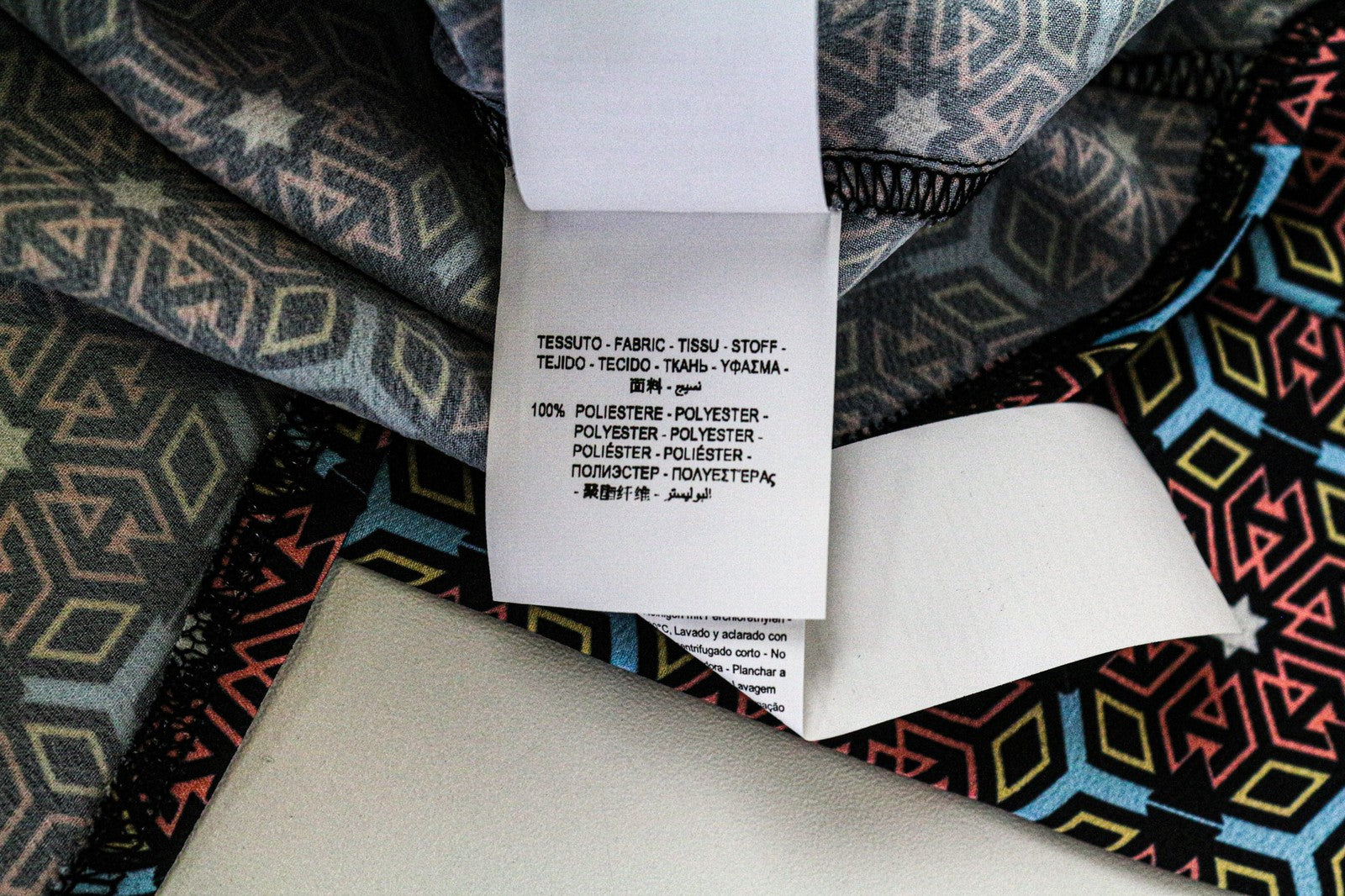 FRANKIE MORELLO Women's Top XS Black Cold Shoulder Relaxed Fit Geometric Print