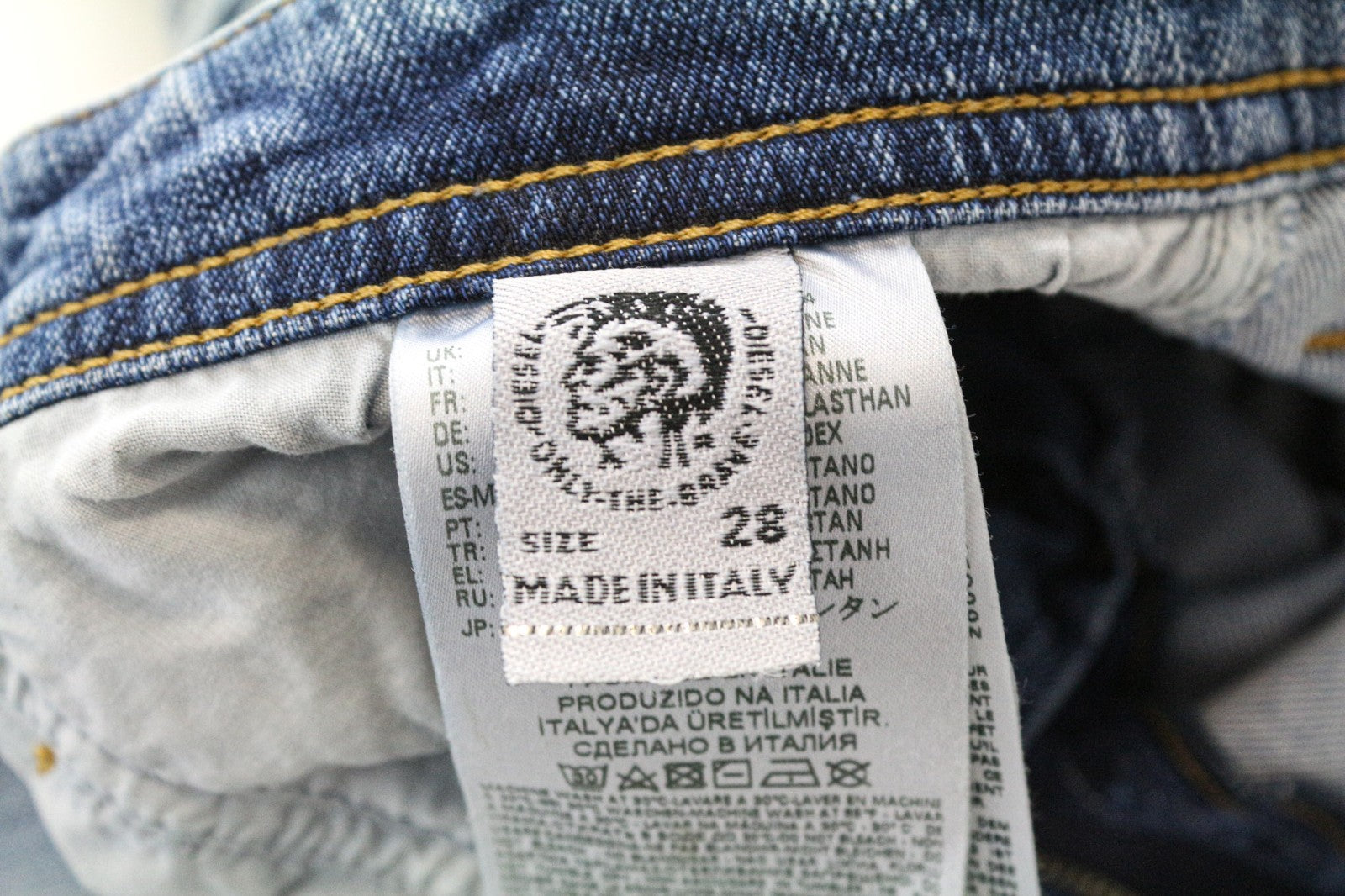 DIESEL Thommer 0090M Men's Jeans W28/L32 Blue Ripped Slim Skinny Stretch Denim