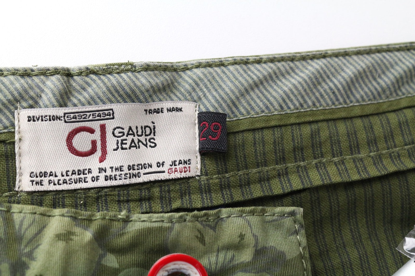 GAUDI JEANS Men's Shorts W29 Green Cargo Lined Pure Cotton Floral Print Style