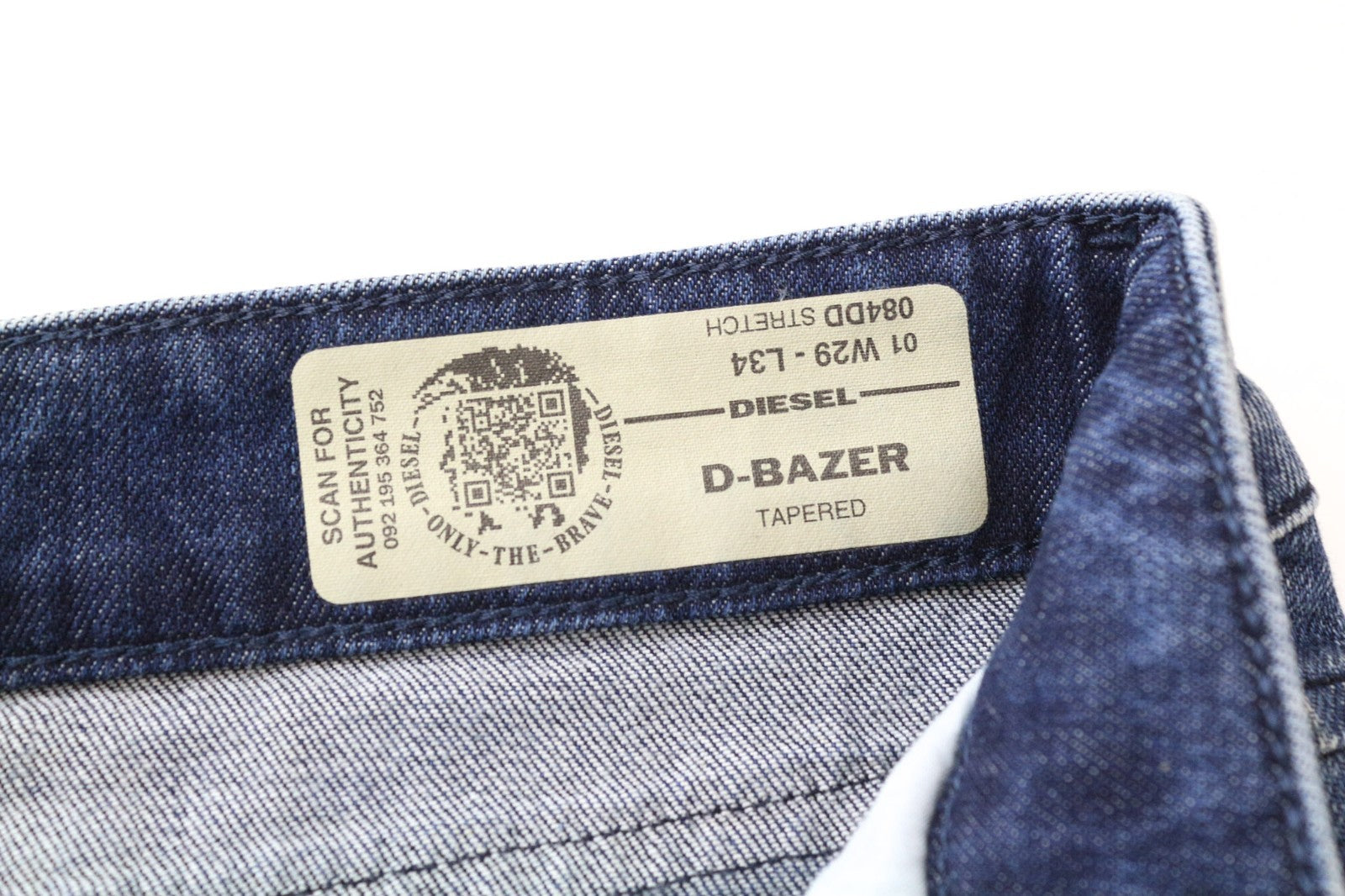 DIESEL D-Bazer 084DD Men Jeans W29/L34 Distressed Blue Tapered Stretch