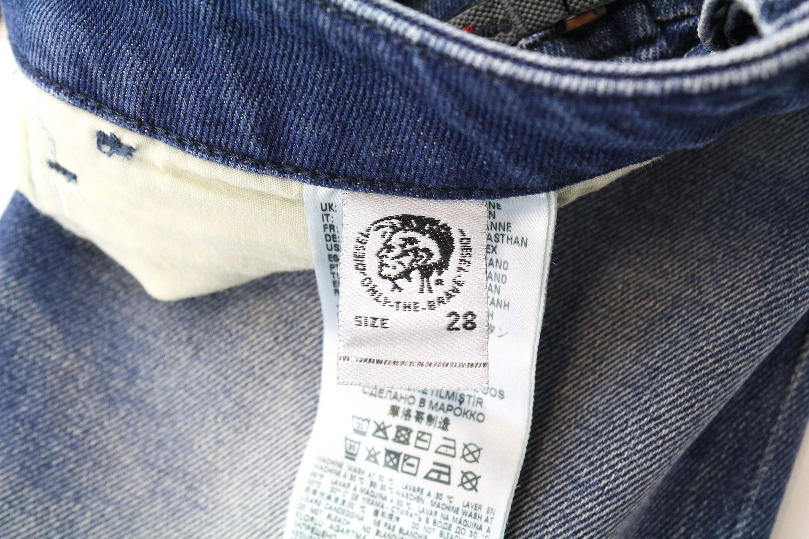 DIESEL D-Bazer 0090D Men's Tapered Jeans W28/L32 Washed Blue Cotton Stretch Fit