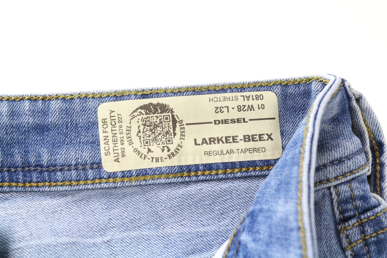 DIESEL Larkee-Beex 081AL Men Jeans W28/L32 Tapered Blue Cotton Stretch Washed