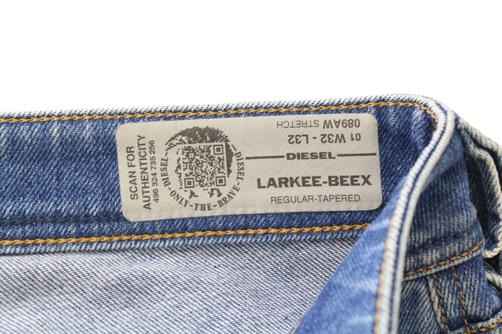 DIESEL Larkee-Beex 089AW Men Jeans W32/L32 Blue Regular Tapered Distress Stretch
