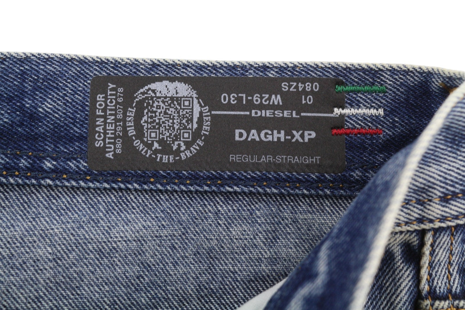 DIESEL Dagh-XP 084ZS Men's Jeans W29/L30 Blue Ripped Distressed Straight