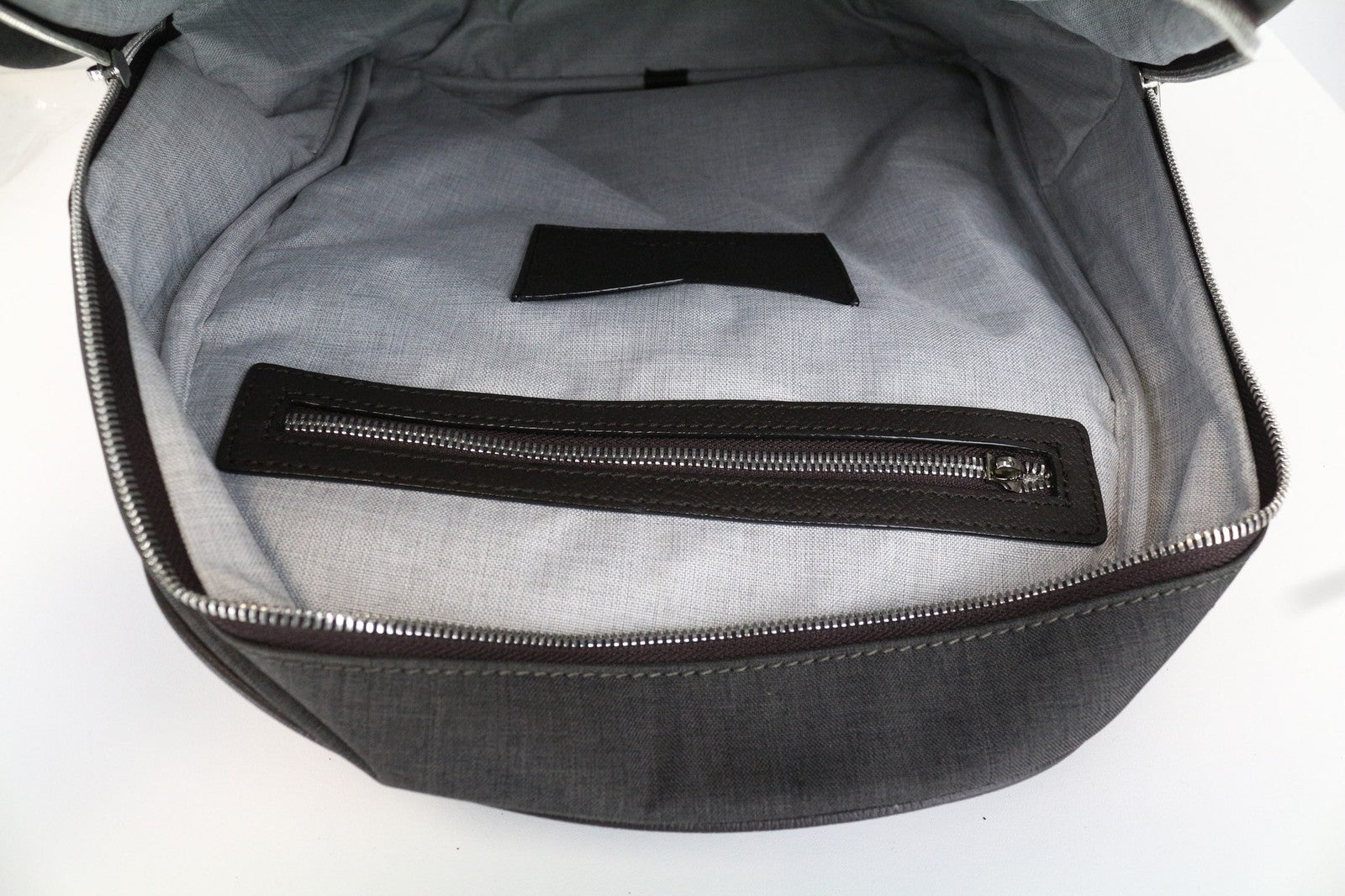 SUITSUPPLY Men Backpack OS Grey Brown Leather Detail Adjustable Straps Backpack