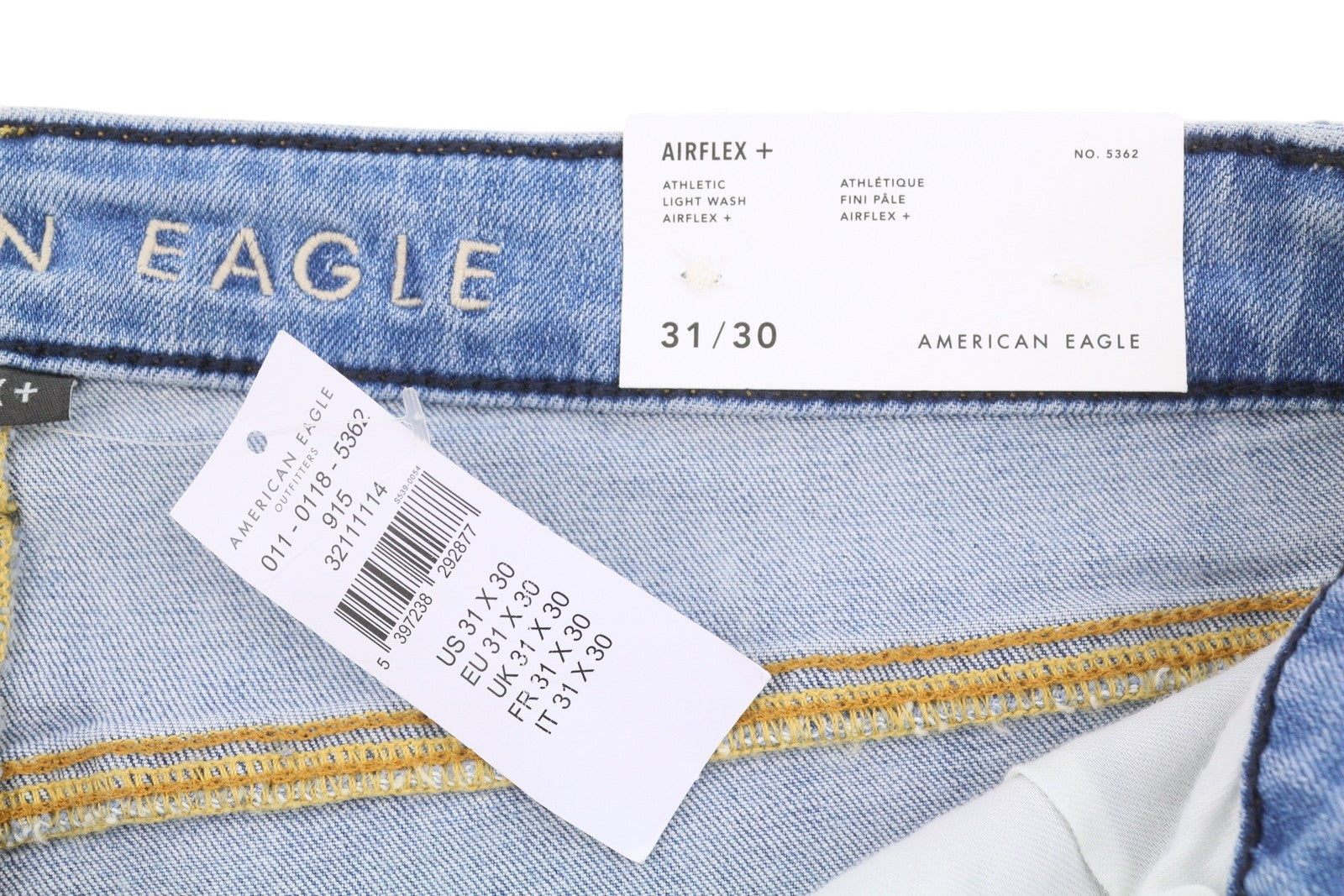 AMERICAN EAGLE OUTFITTERS Airflex+ Athletic Men Jeans W31/L30 Blue Light Wash