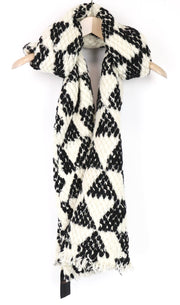 MAISON SCOTCH Women Scarf One Size Off-White Chunky Triangle Woolen Geometric