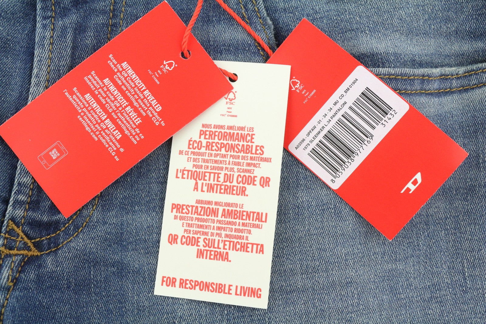 DIESEL 1979 Sleenker 0PFAW Men Jeans W34/L34 Blue Faded Skinny Low Waist RRP175