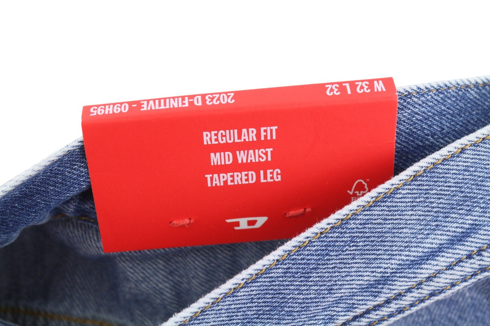 DIESEL 2003 D-Finitive 09H95 Men Jeans W32/L32 Blue Regular Tapered Fit RRP195