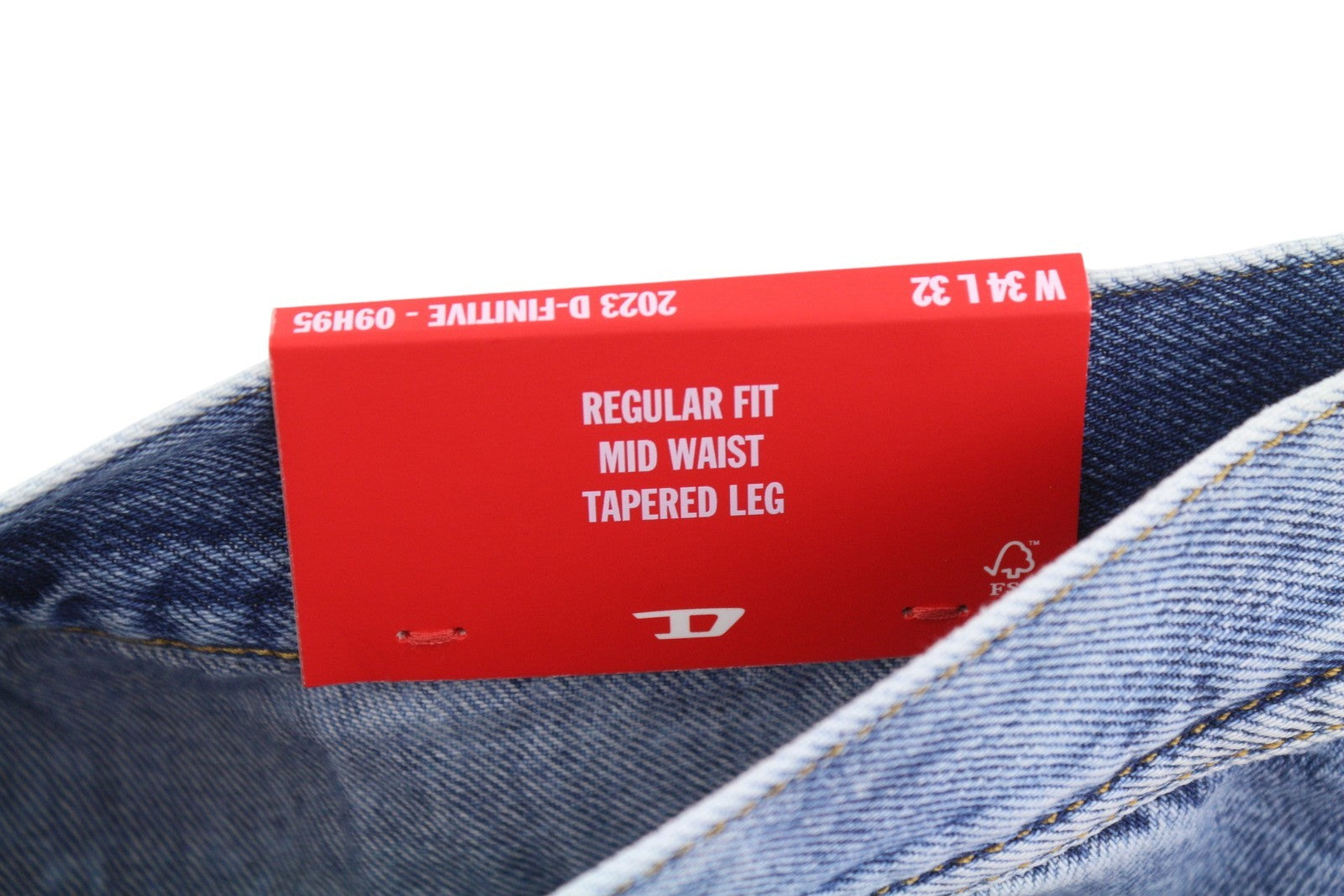 DIESEL 2003 D-Finitive 09H95 Men Jeans W34/L32 Blue Regular Tapered Fit RRP195