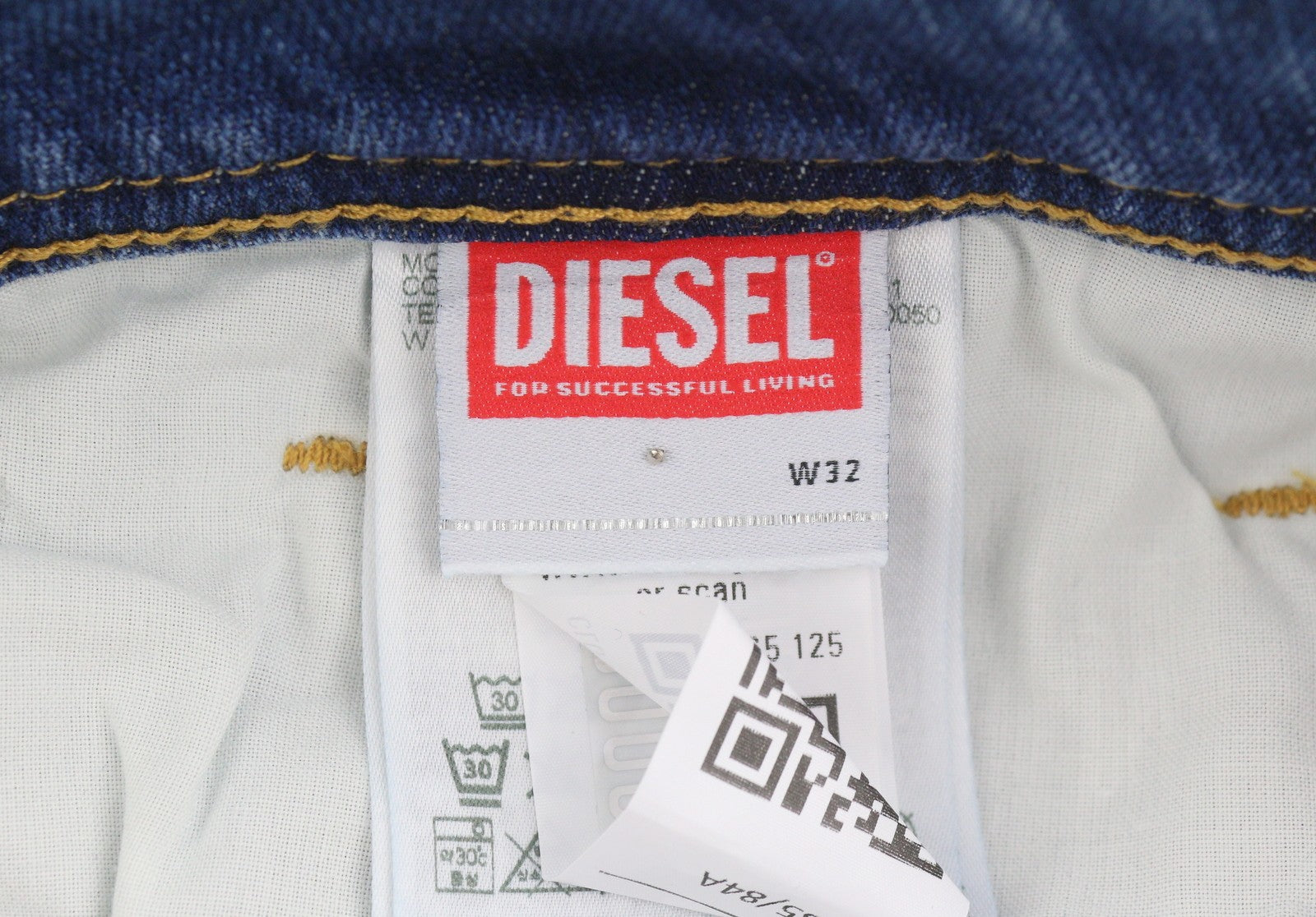 DIESEL 1979 Sleenker 09L02 Men Jeans W32/L32 Blue Faded Skinny Low Waist