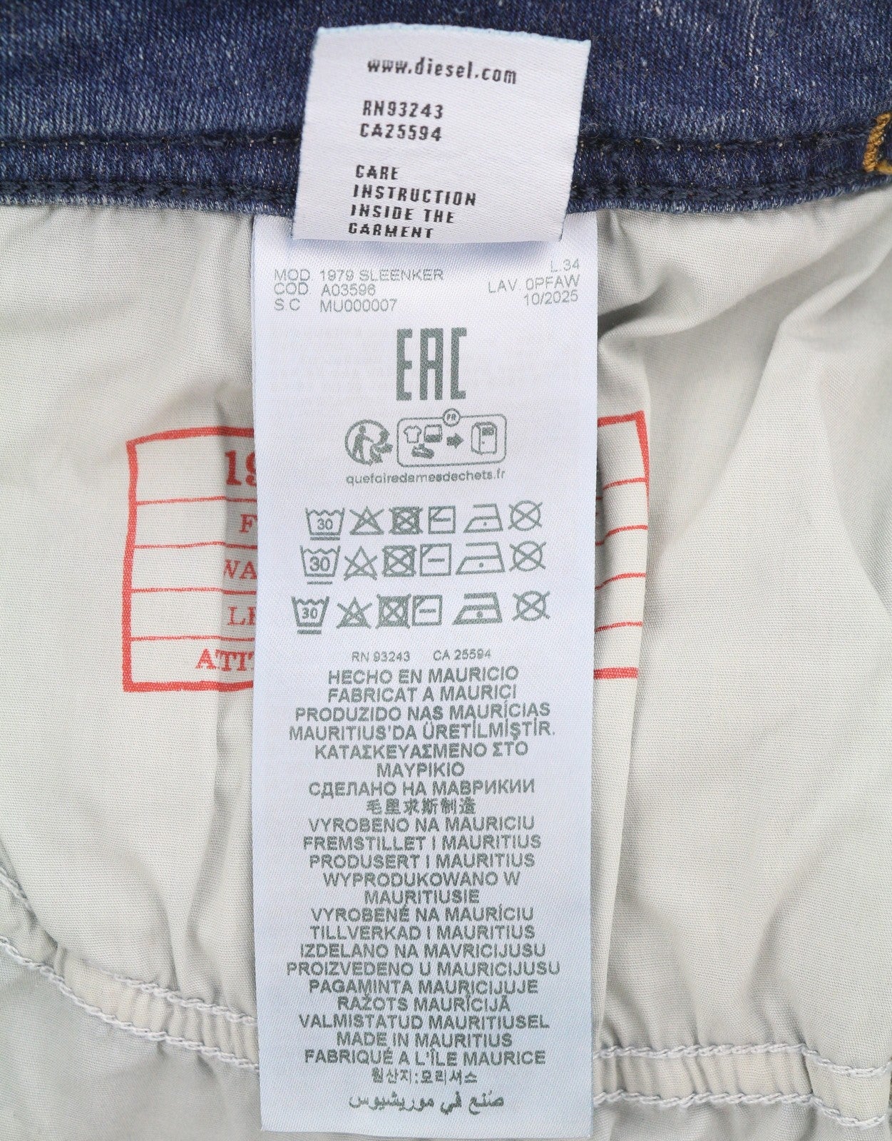 DIESEL 1979 Sleenker 0PFAW Men Jeans W36/L34 Blue Faded Skinny Low Waist RRP175