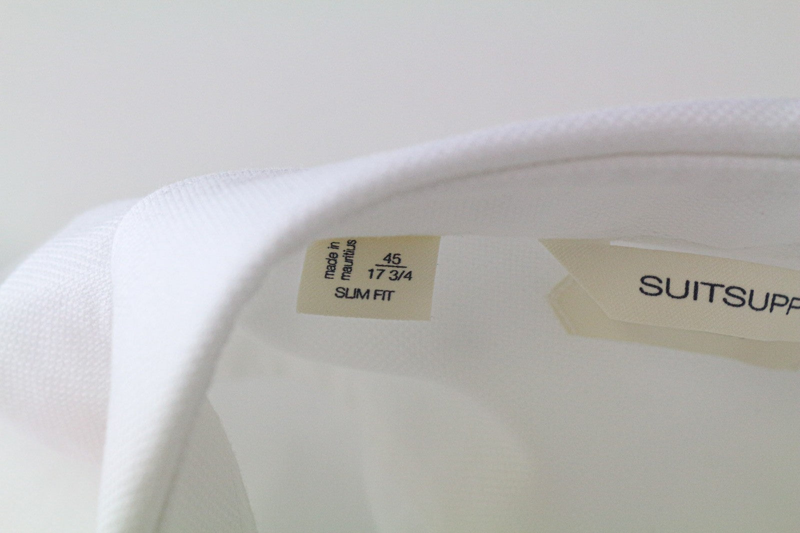 SUITSUPPLY Traveller Men Shirt 45/17 3/4 Slim Fit Long Sleeved White Cotton