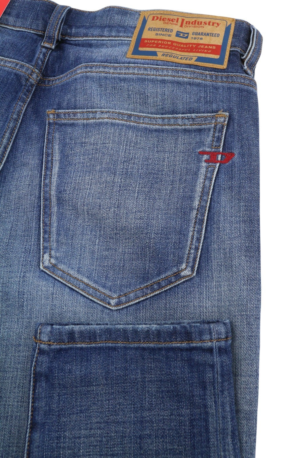 DIESEL 2019 D-Strukt 0DQAE Men Jeans W32/L30 Blue Faded Sim Fit RRP175