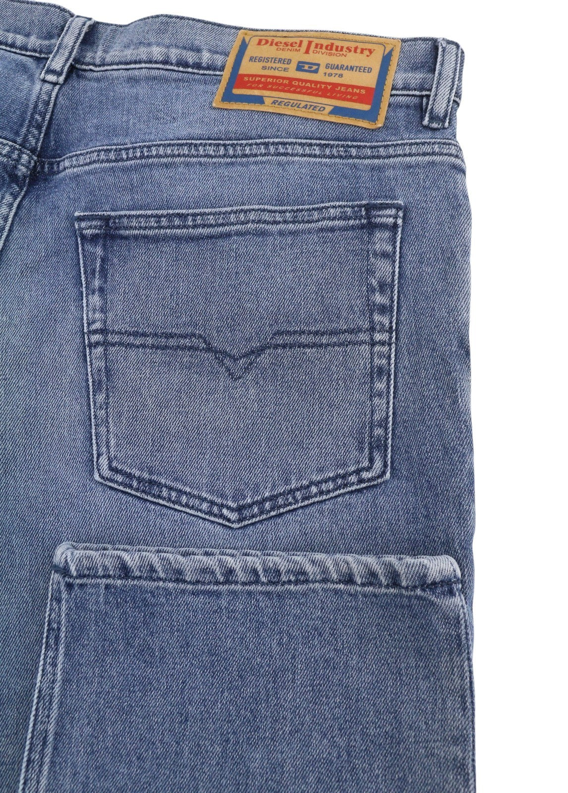 DIESEL 2023 D-Finitive 09H30 Men Jeans W38/L34 Blue Faded Regular Tapered RRP150
