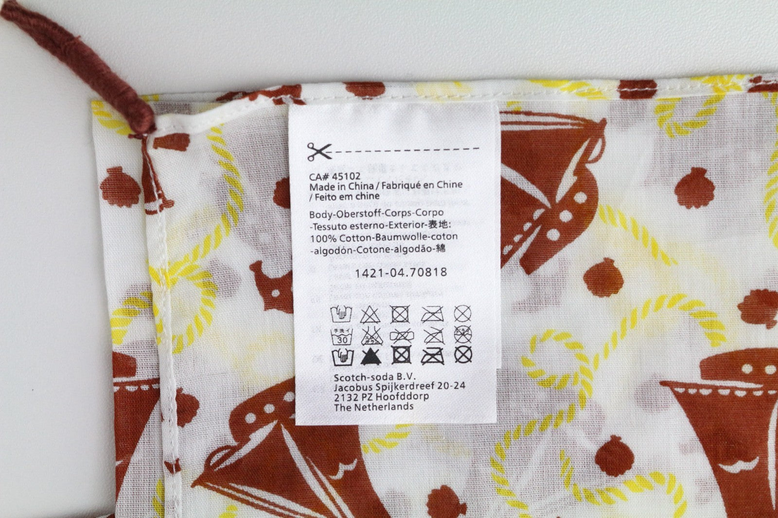 MAISON SCOTCH Women Scarf One Size White Sailboat Pattern Classic Summer Square