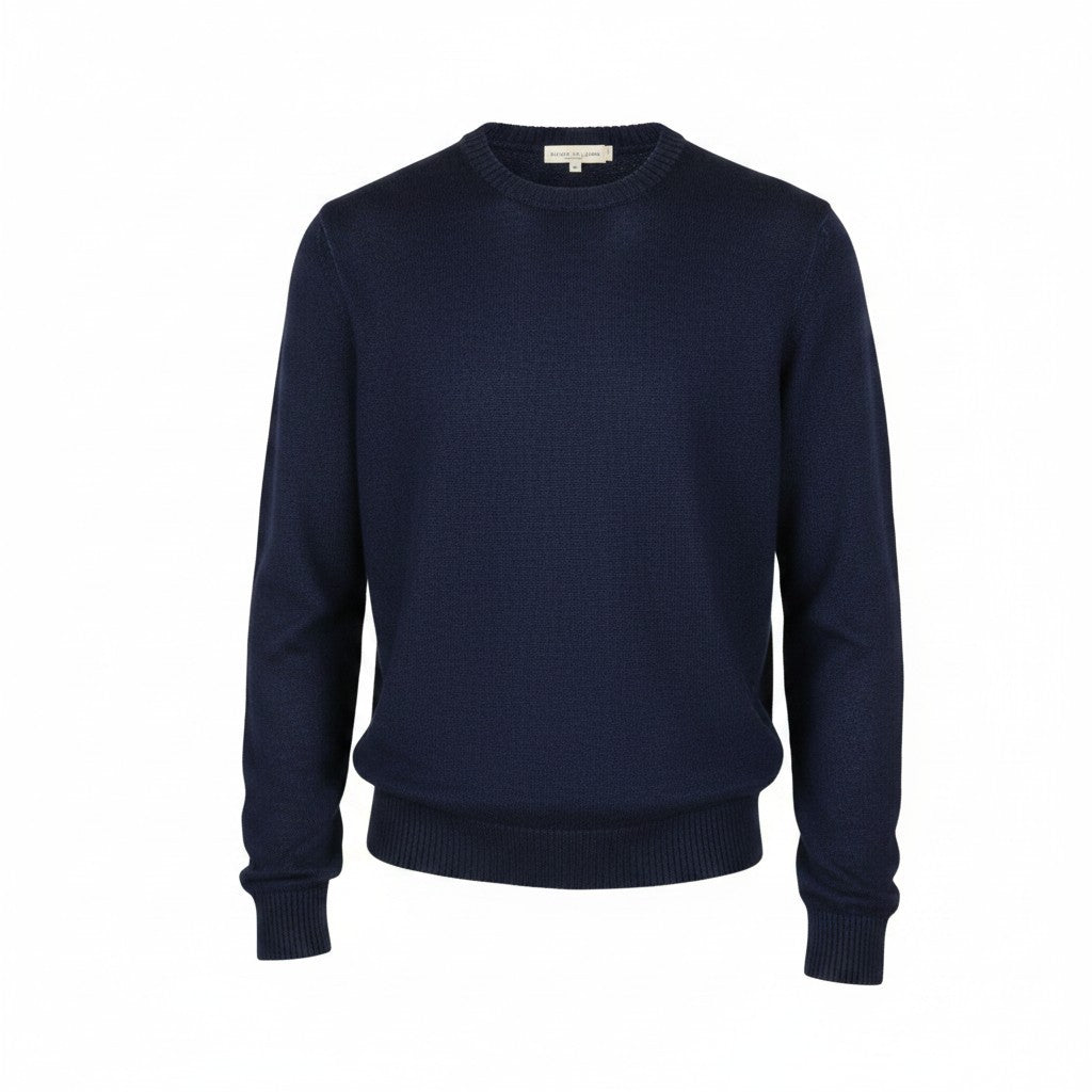 Blauer Strickpullover