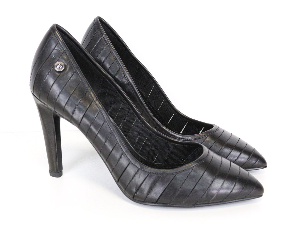 Schwarze Lederschuhe