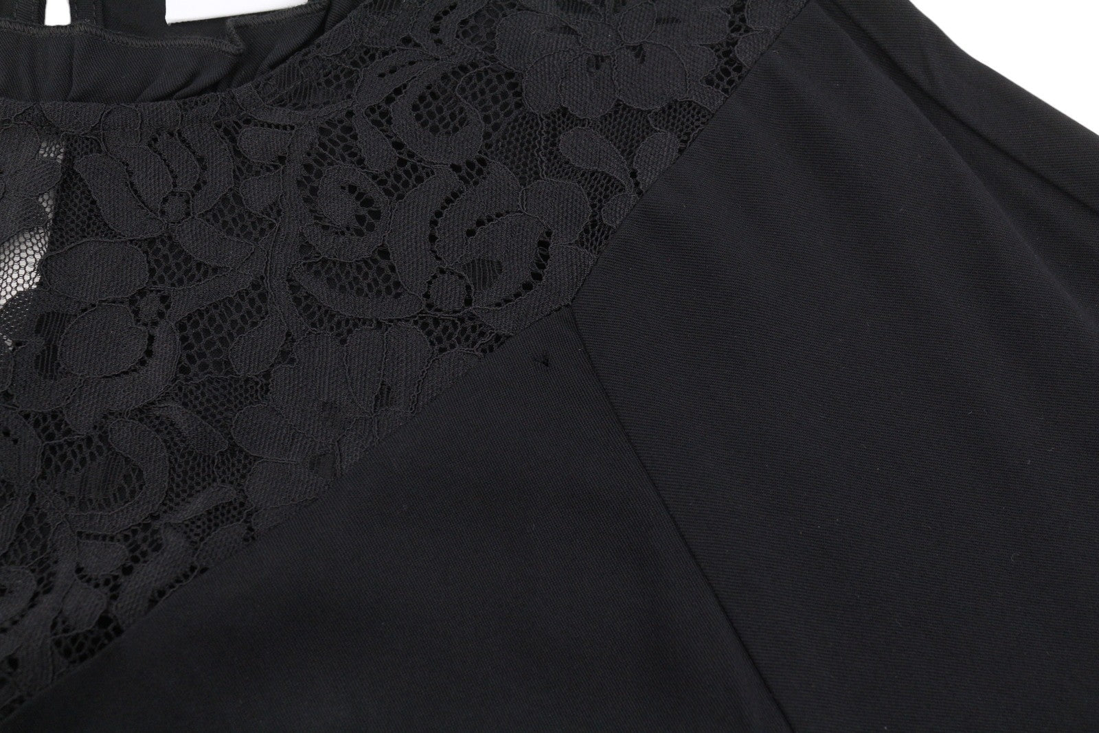 Dress Suvita L/S Lace