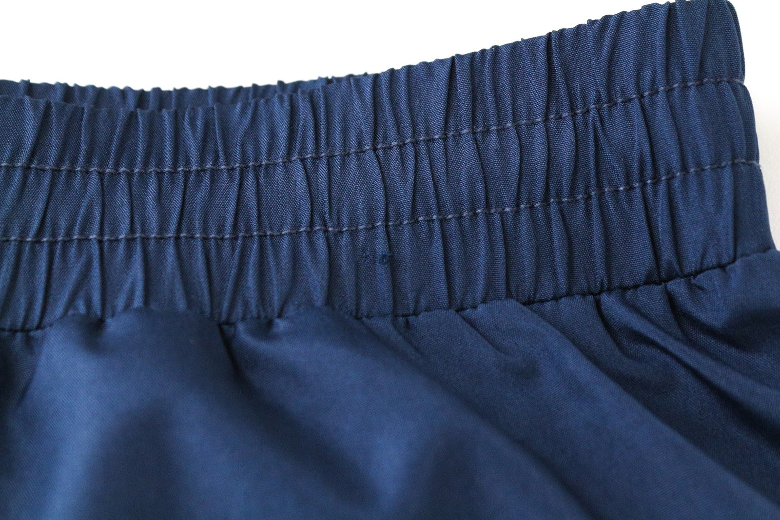 SWEATY BETTY W29 Blue Shorts Women's Zip Pocket Pull-On Sportswear Gymwear