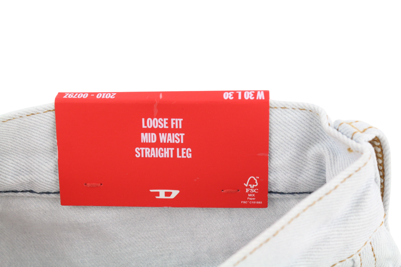 DIESEL 2010 0079Z Men Jeans W30/L30 Loose Fit Mid Waist Straight Leg RRP€250