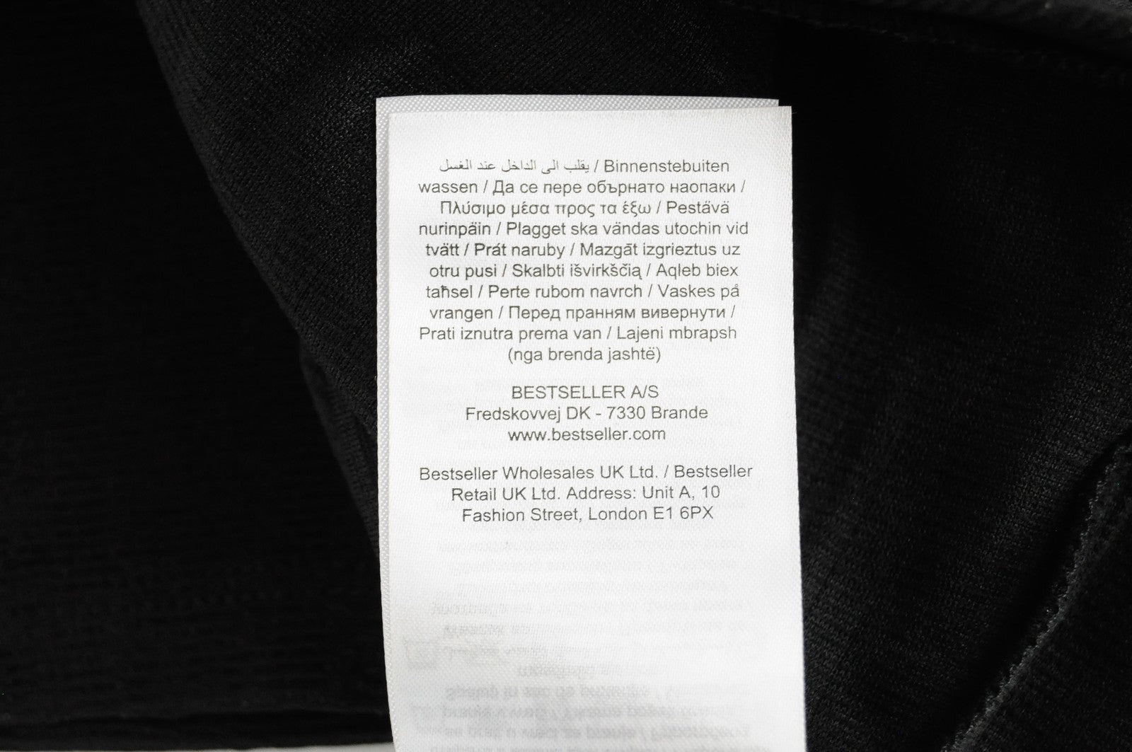 ONLY Queeny Women Top S Black Long Sleeved Stretch Cropped Pullover Twist Detail