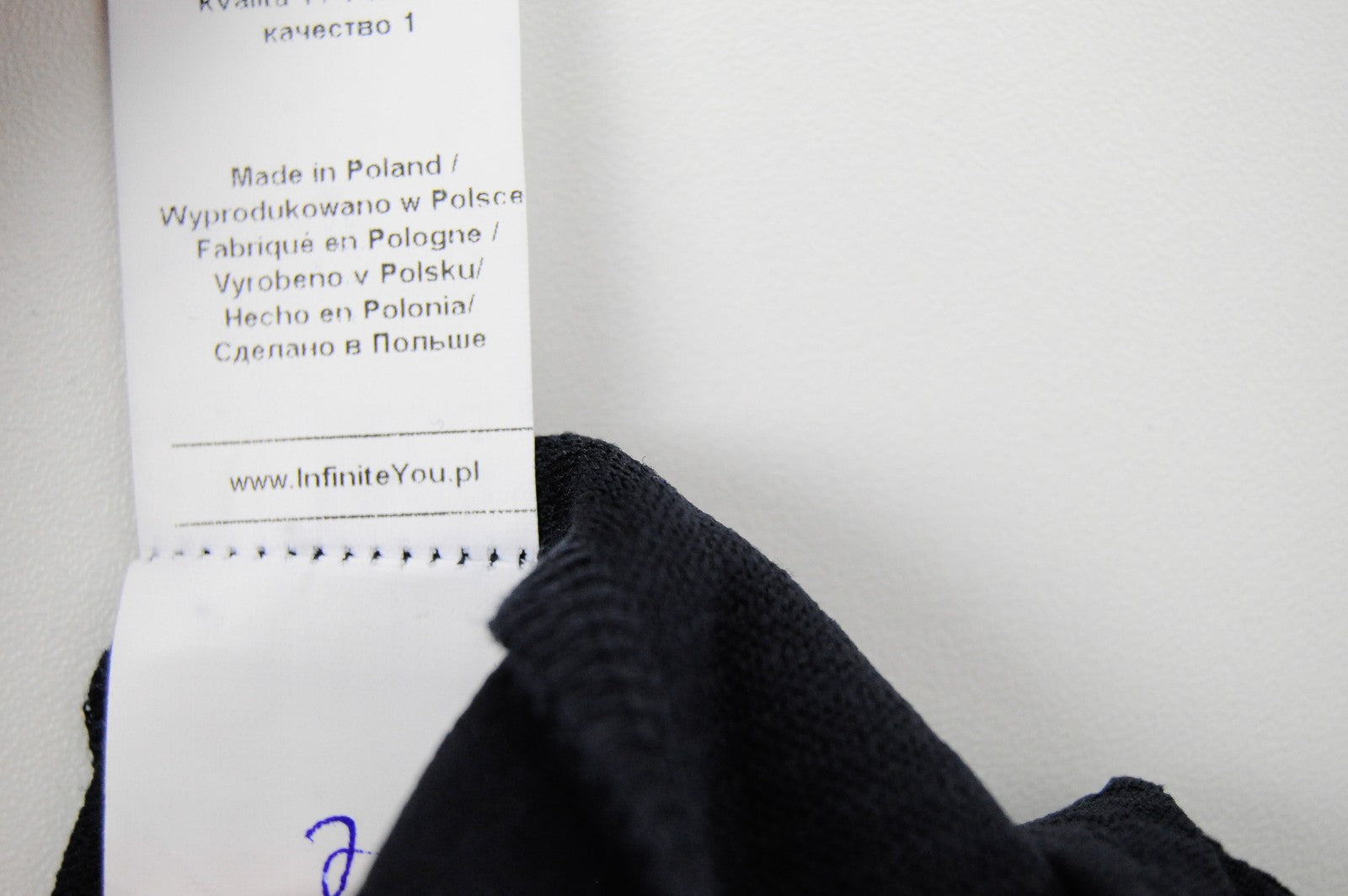 INFINITE YOU Women Pullover Top L/XL Navy 3/4 Sleeve Stretch Roll Neck Casual