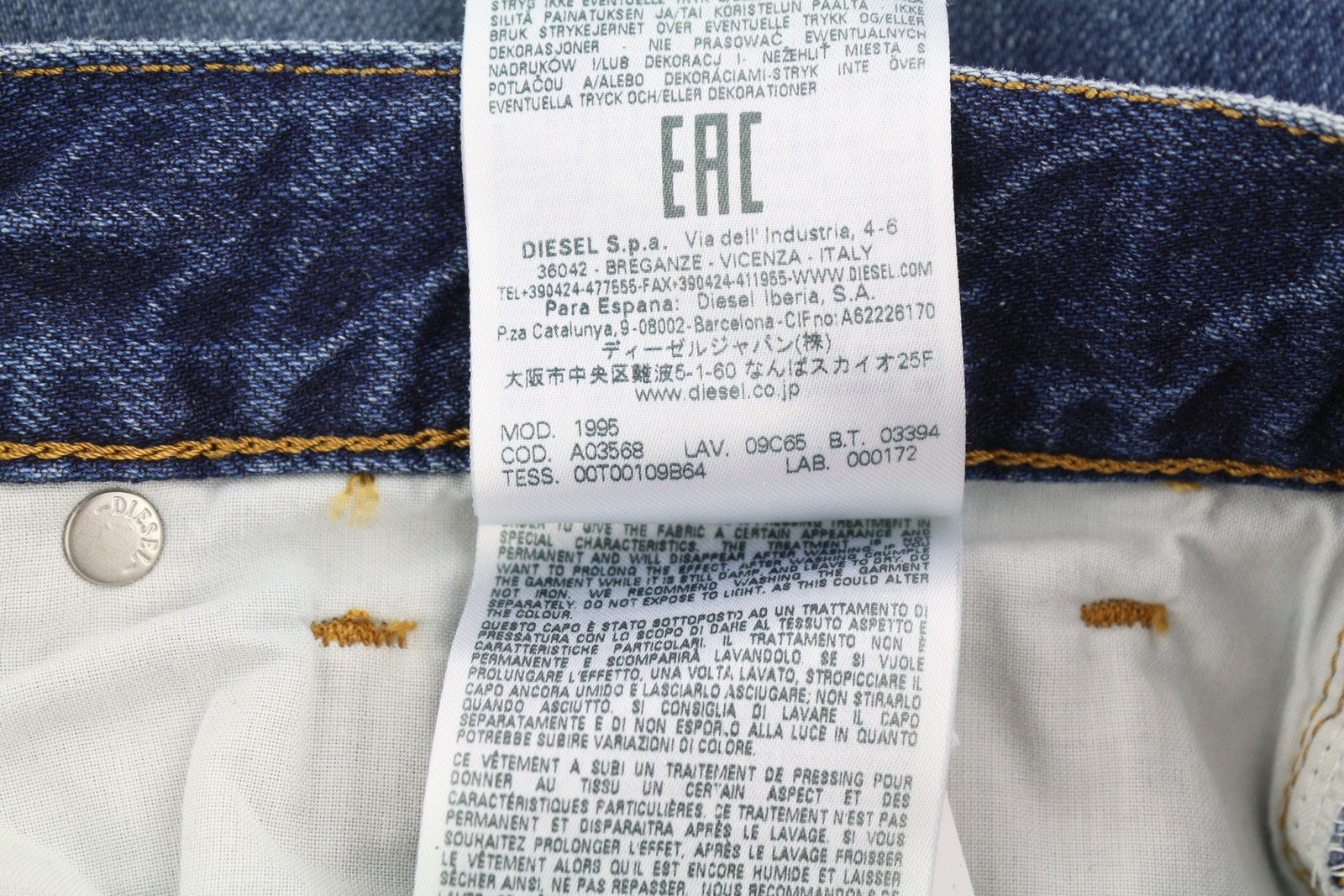 DIESEL 1995 09C65 Men Jeans W30/L32 Slim Fit Straight Leg Mid Waist Washed Blue