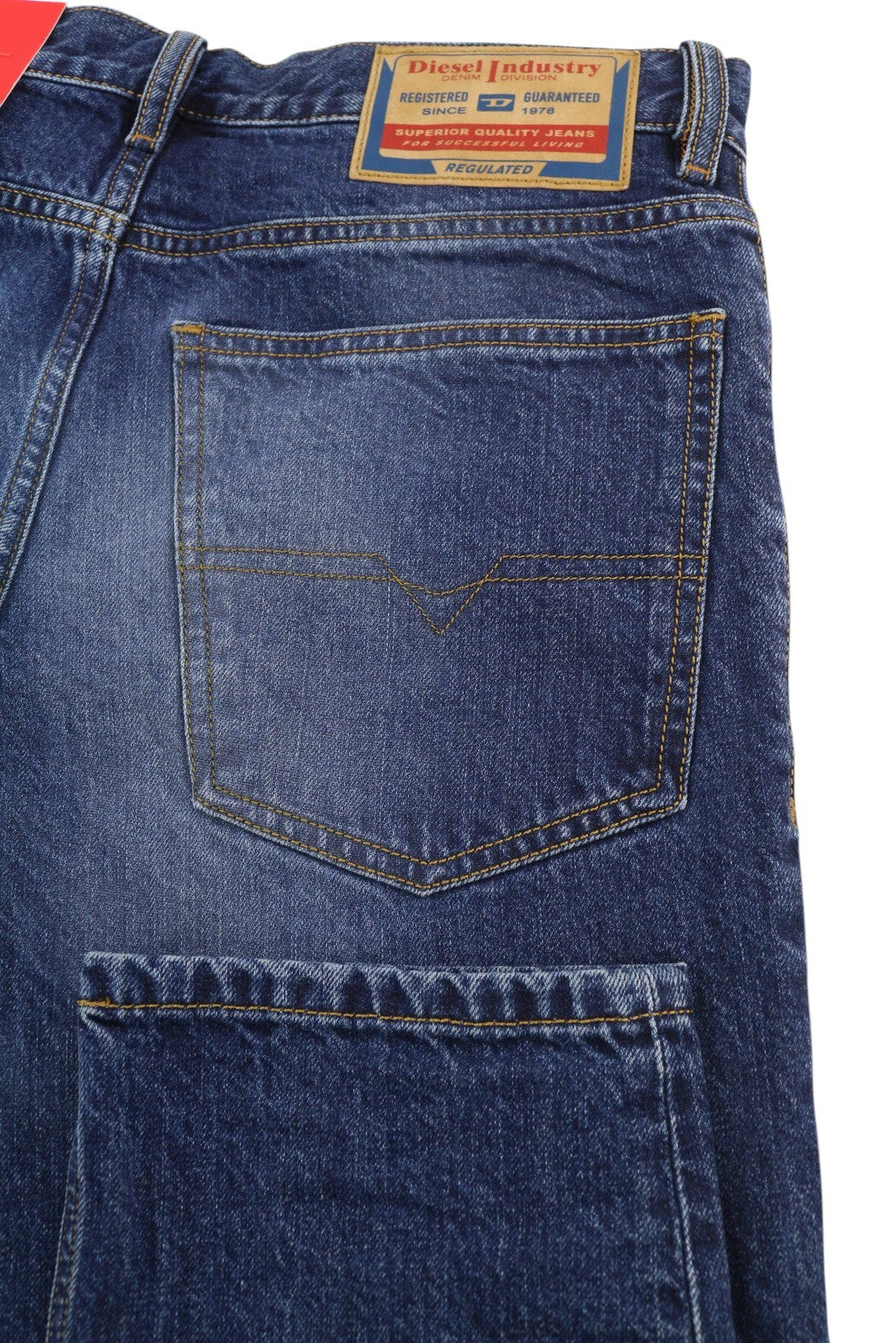 DIESEL 1995 09C65 Men Jeans W30/L32 Slim Fit Straight Leg Mid Waist Washed Blue