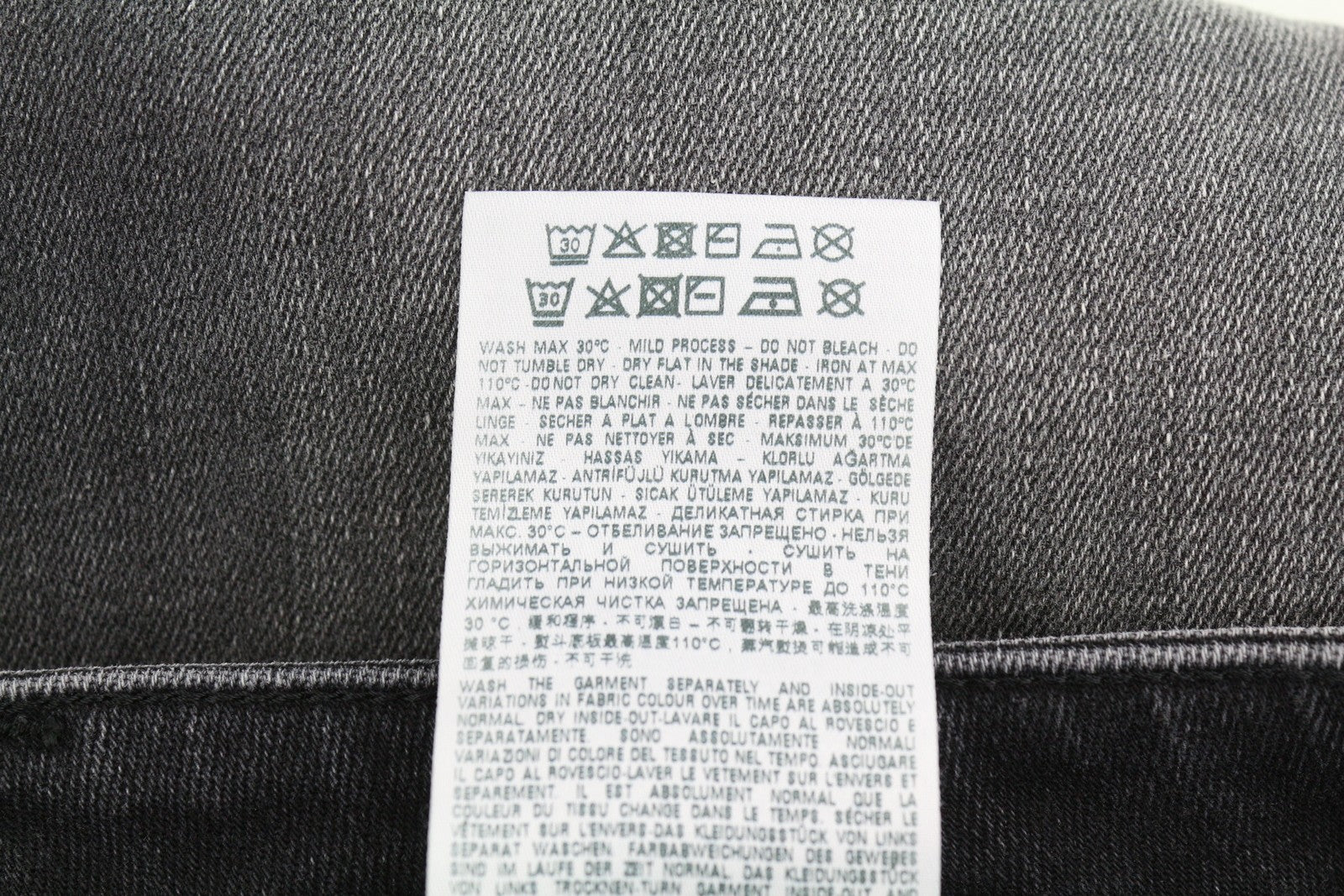 DIESEL 1979 Sleenker 0EIAG Men Jeans W32/L32 Skinny Fit Low Waist Washed Denim