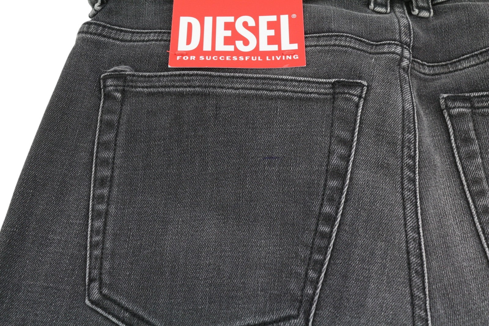 DIESEL 1979 Sleenker 0EIAG Men Jeans W32/L32 Skinny Fit Low Waist Washed Denim