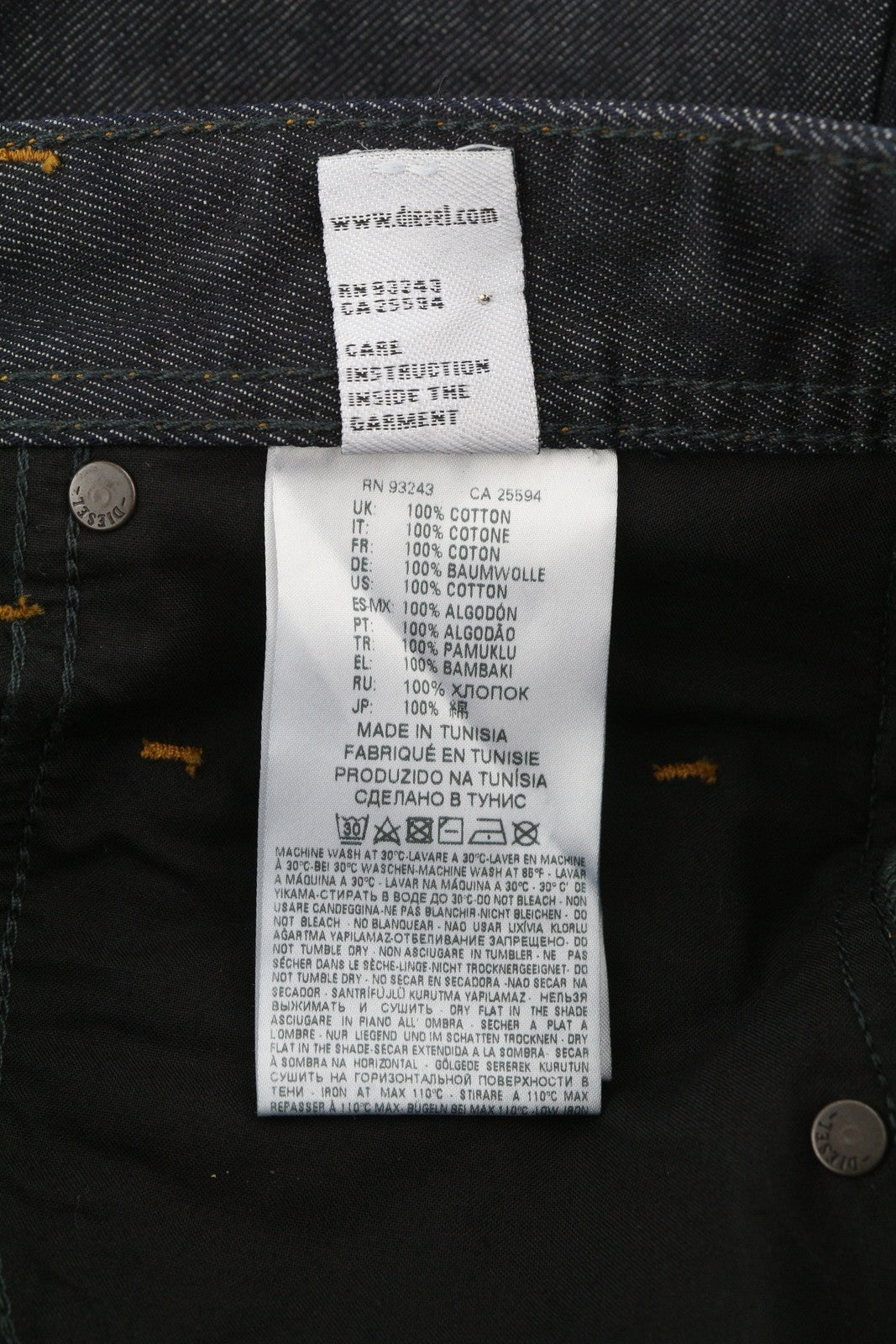 DIESEL Kroshort R8E50 Men Shorts W29 Denim Dark Blue Rigid Button Fly Casual