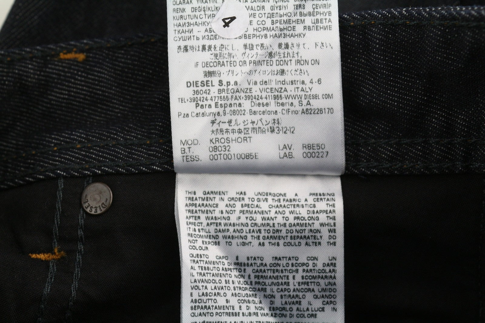 DIESEL Kroshort R8E50 Men Shorts W29 Denim Dark Blue Rigid Button Fly Casual