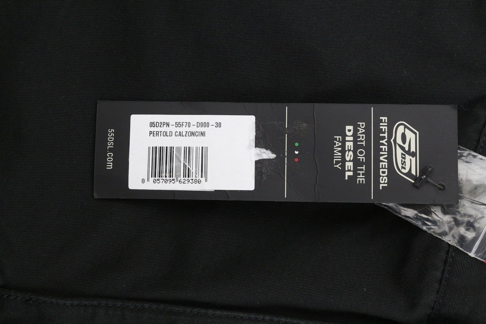 DIESEL Pertold Men Shorts W30 55DSL Chino Black Zip Fly Pockets Logo Casual