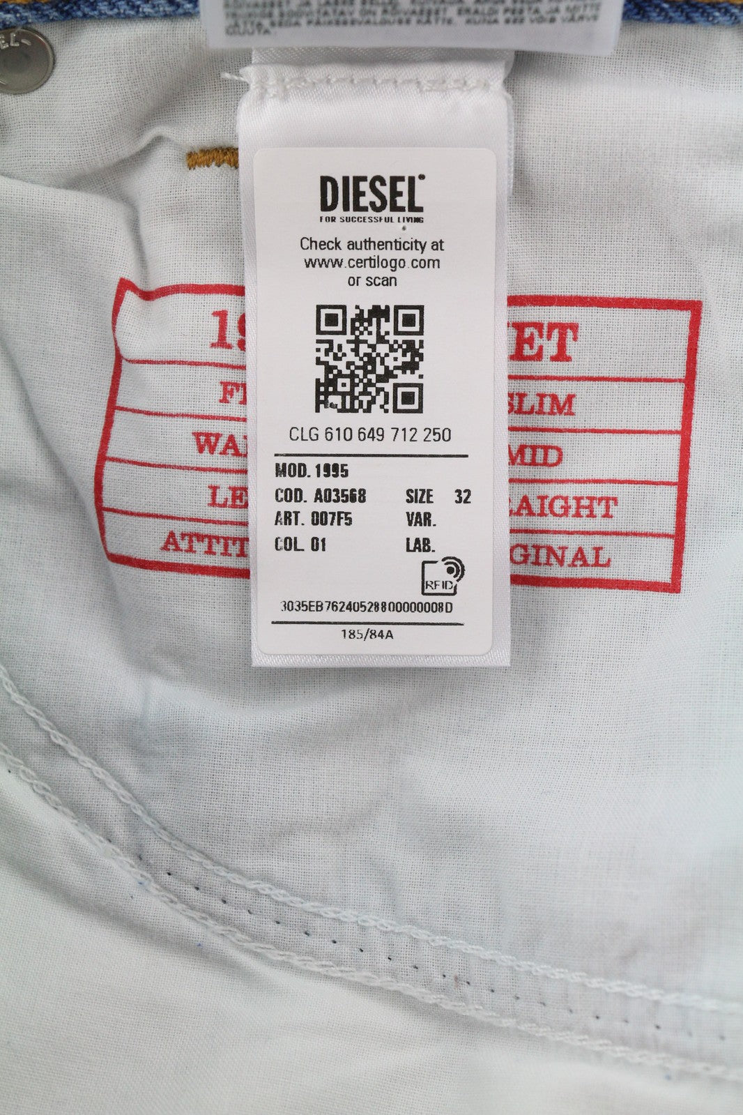 DIESEL 1995 007F5 Men Jeans W32 Slim Fit Mid Waist Straight RRP€250 Blue