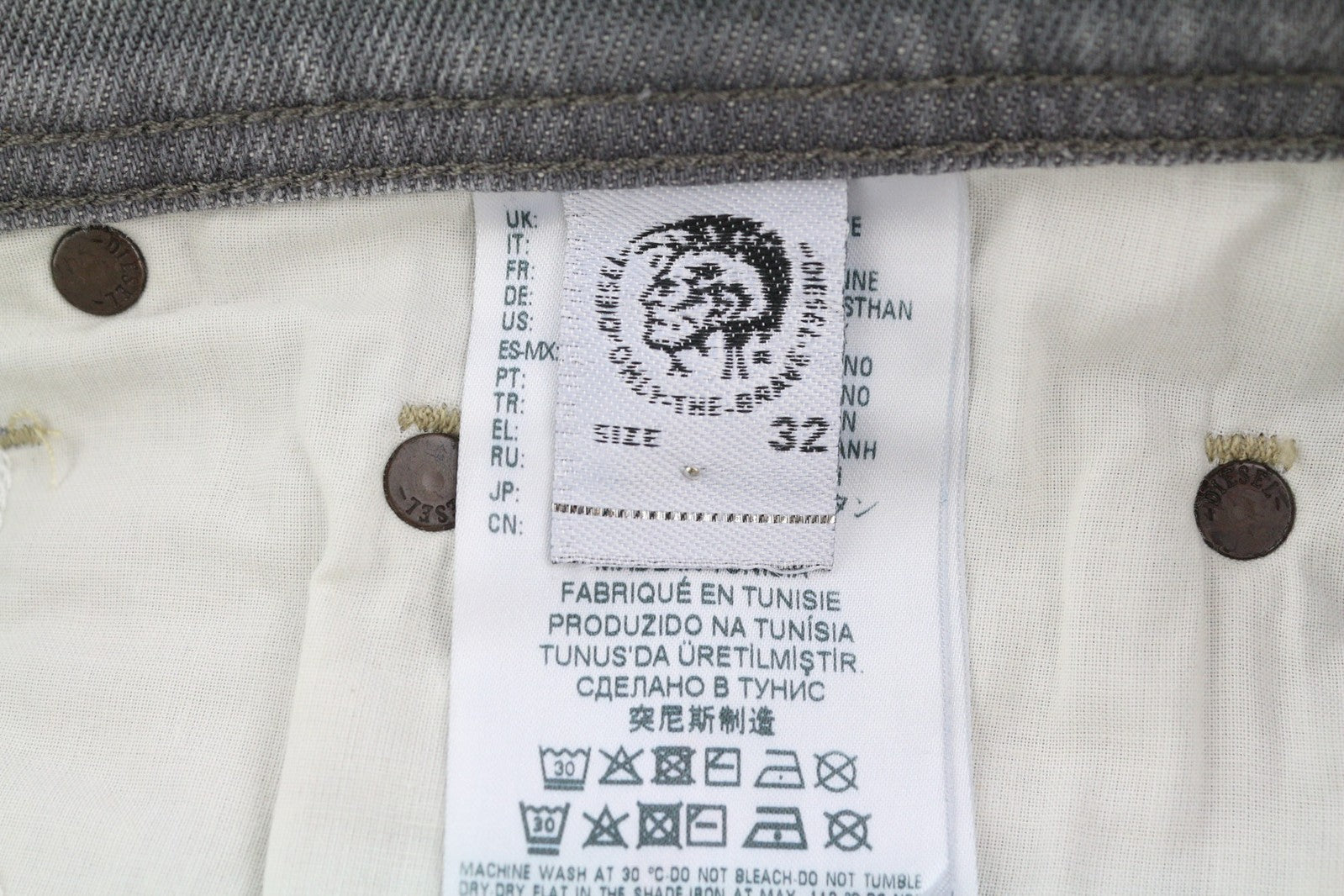 DIESEL Tepphar R39N8 Men Jeans W32/L34 Slim Carrot Fit Stretch Washed Grey Denim