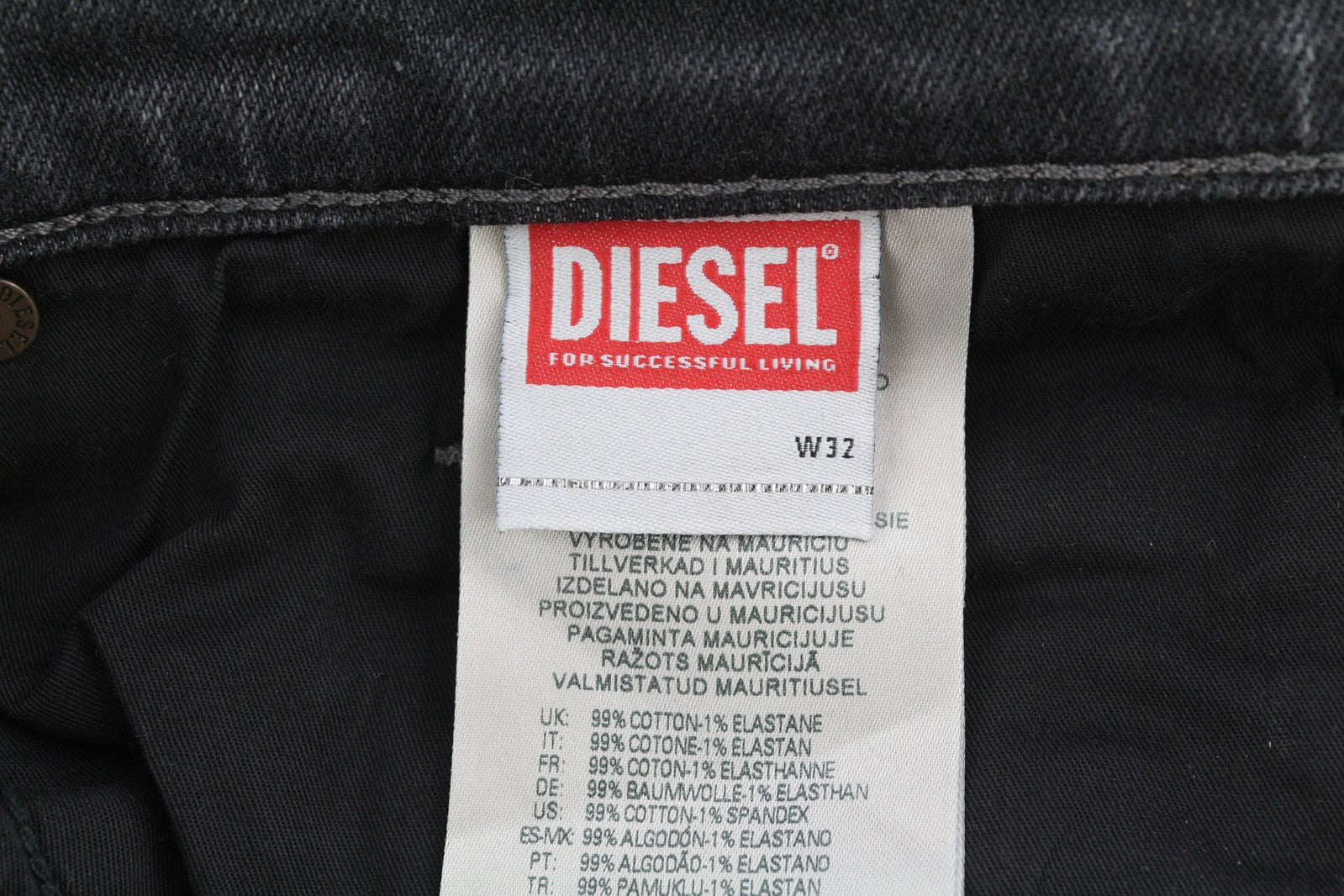 DIESEL D-Mihtry 0ELAX Men Jeans W32/L34 Straight Fit RRP€220 Washed Black