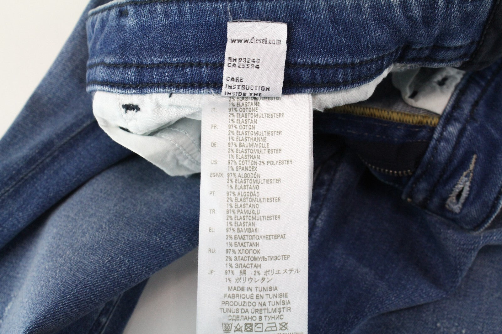 DIESEL Thommer 083AX vyriški džinsai W28/L32 Slim Fit medvilniniai tamprūs džinsai, mėlyni, skalbti 