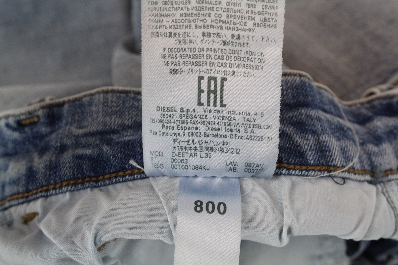DIESEL D-Eetar 087AV vyriški džinsai W32/L32 morkų rašto, siaurėjantys, tamprūs, mėlyni, plėšyti 