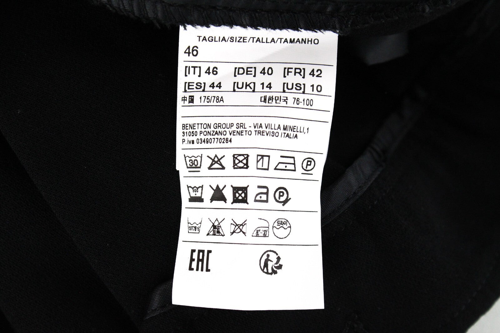 BENETTON Womens Trousers UK14 Pleated Zip-Up Chino Black Plain