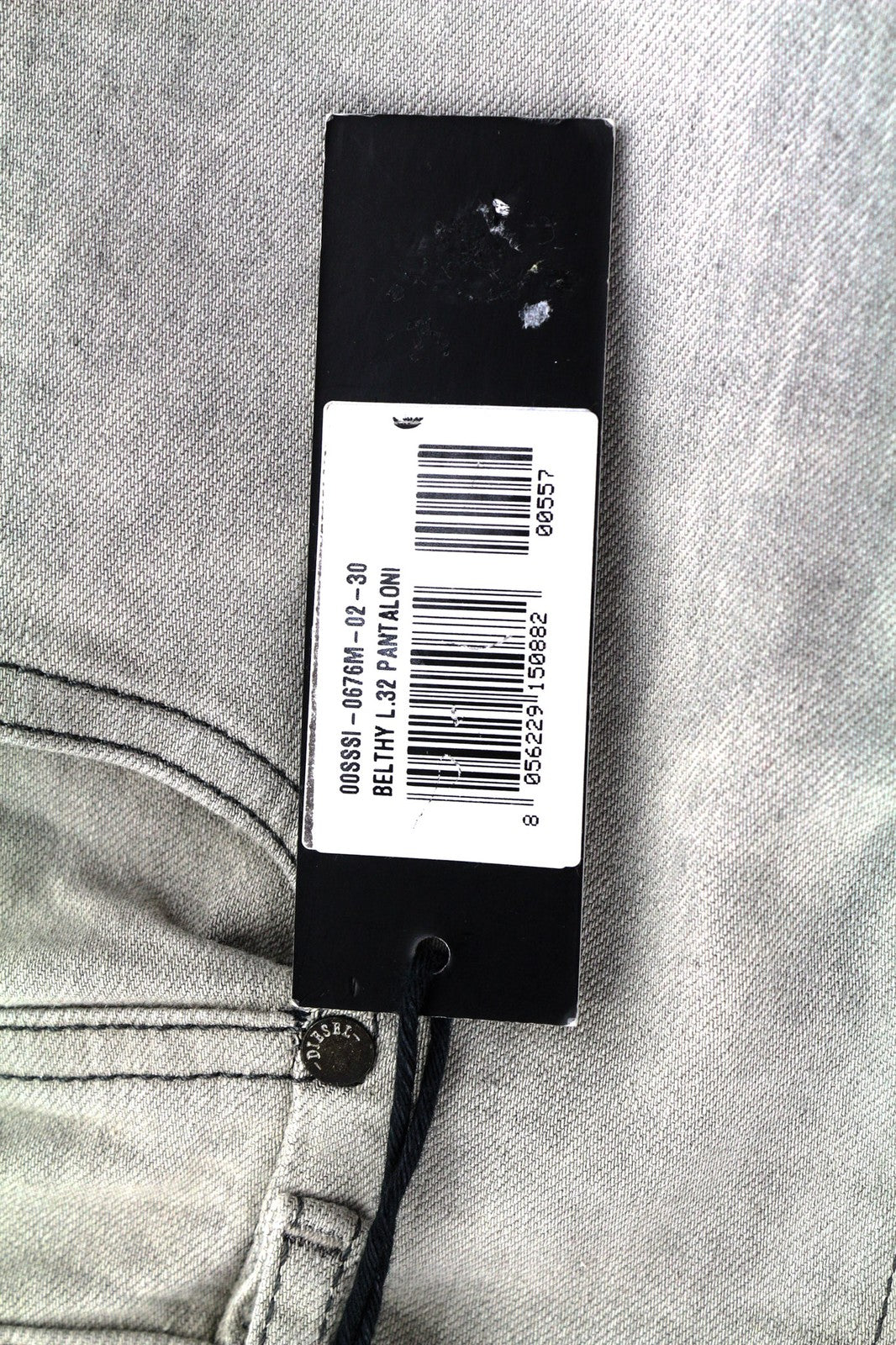 DIESEL Belthy 0676M Womens Jeans W30/L32 D.N.A.  Slim Straight Stretchy RRP€180