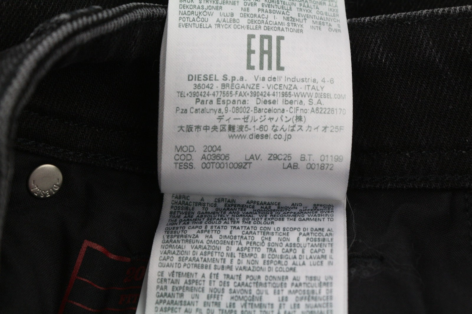 DIESEL 2004 Z9C25 Womens Jeans W26/L32 Slim Mid Waist Tapered RRP€185