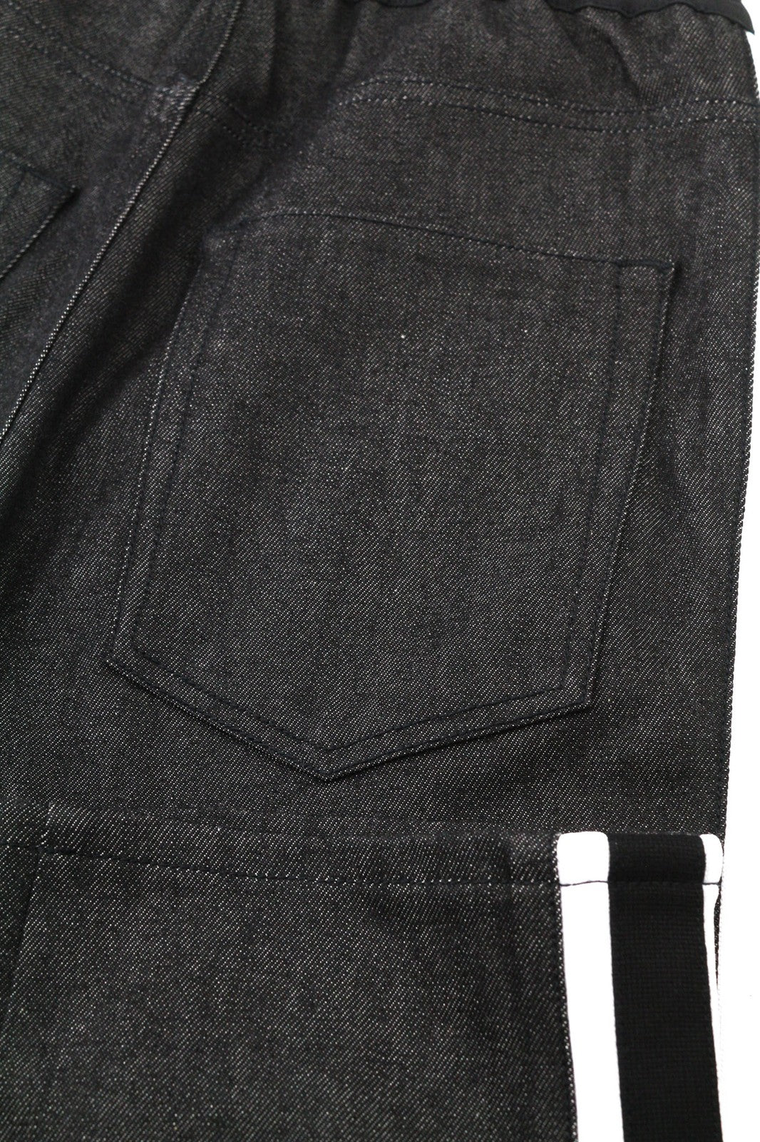 DIESEL BLACK GOLD 1766RIB Mens Jeans W26 Black Tapered  Elastic Waist