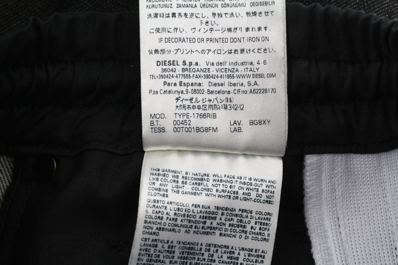 DIESEL BLACK GOLD 1766RIB Mens Jeans W26 Black Tapered  Elastic Waist