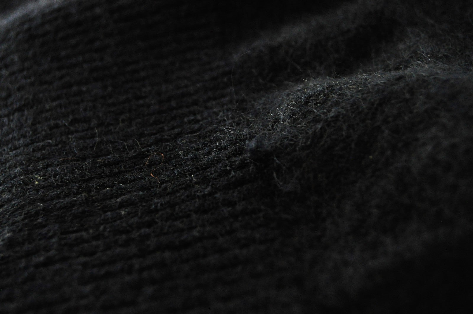 SUISTUDIO Airy Womens M Sweatshirt Navy Wool Blend Long Sleeved Pullover