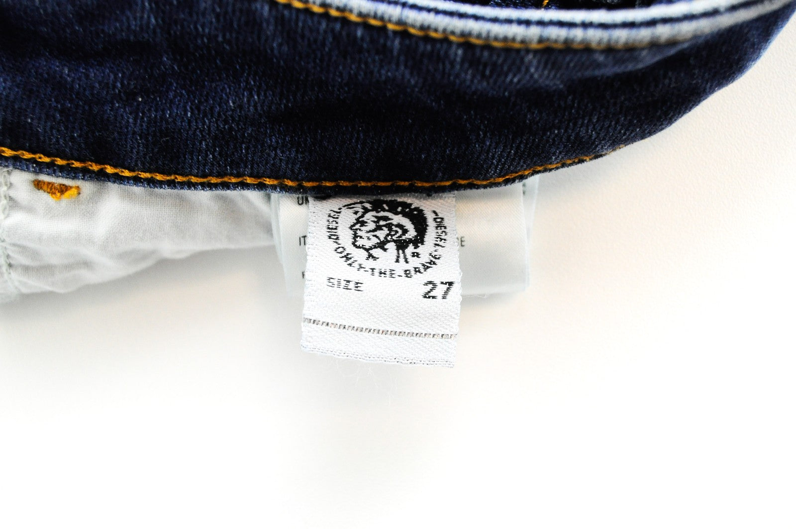 Mens DIESEL Jeans D-Bazer 083AZ W27/L32 Blue Tapered Ripped Stretchy