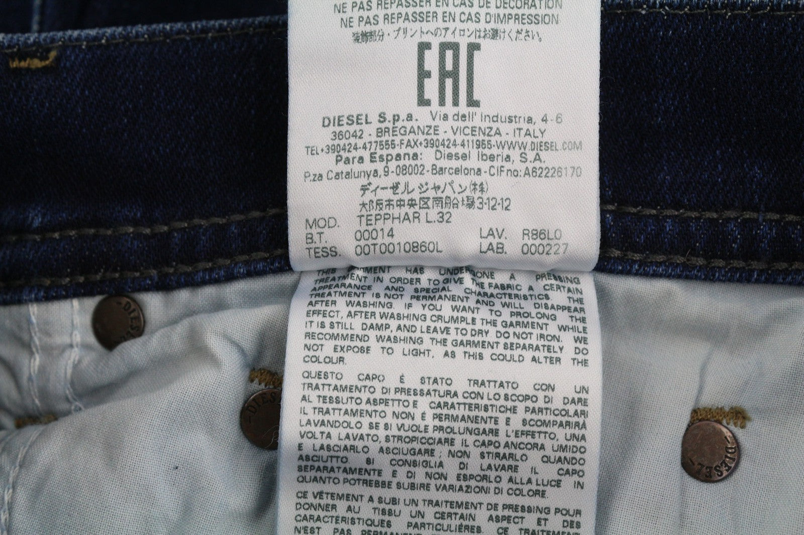 DIESEL Tepphar R86L0 Mens Jeans W27/L32 Slim Carrot  Stretchy Washed Blue Denim