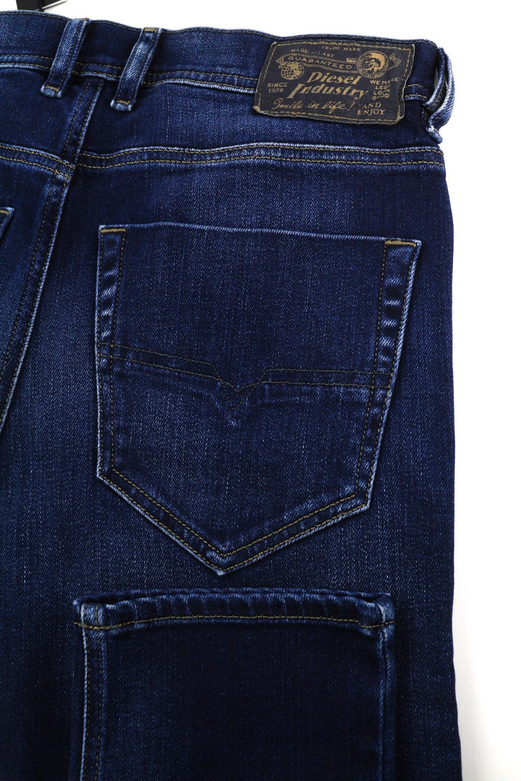 DIESEL Tepphar R86L0 Mens Jeans W27/L32 Slim Carrot  Stretchy Washed Blue Denim